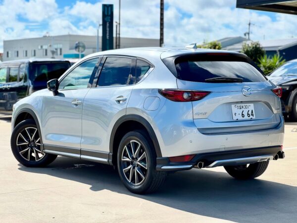CX-5 traseira