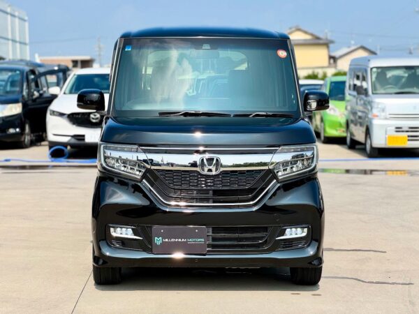 N-Box frente