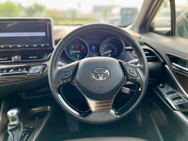C-HR volante