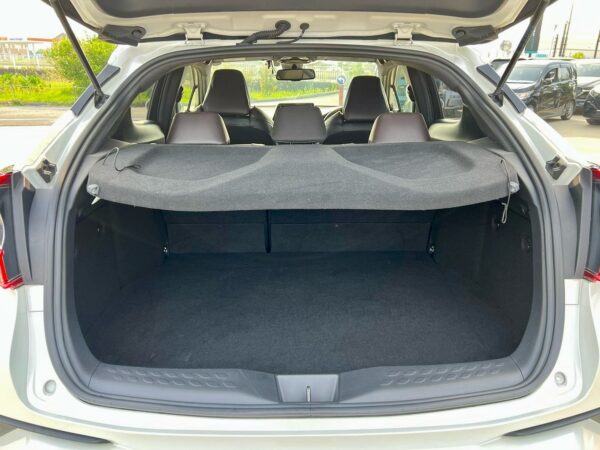 C-HR porta malas