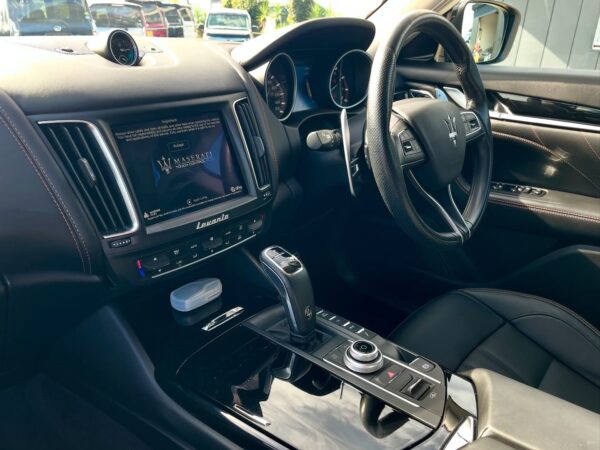 Maserati painel