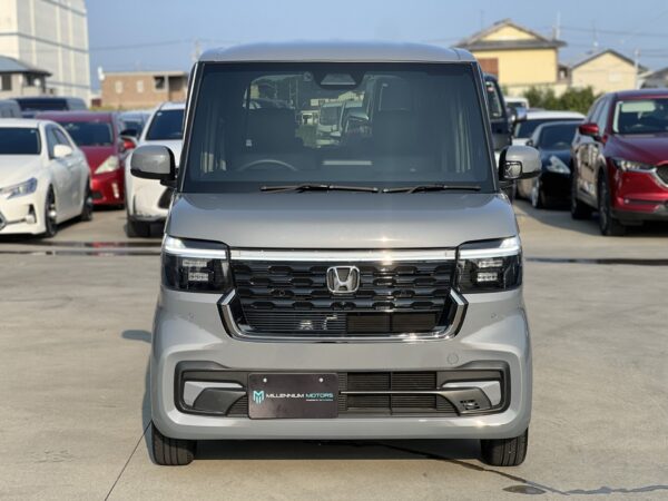 N-Box frente