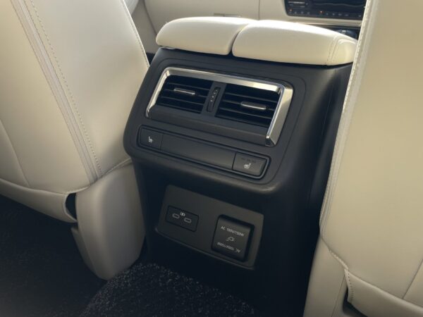 CX-60 USB