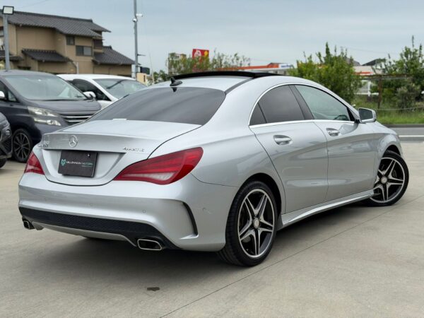 Mercedes traseira