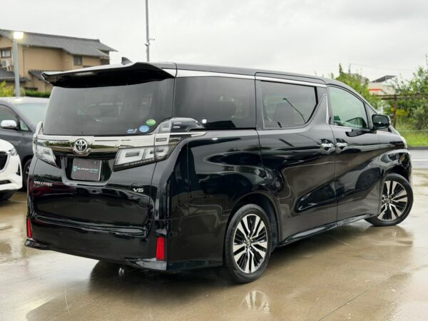 Vellfire traseira
