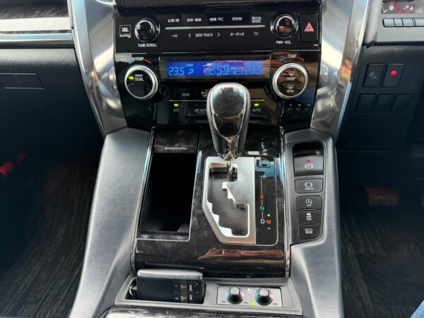 Vellfire painel