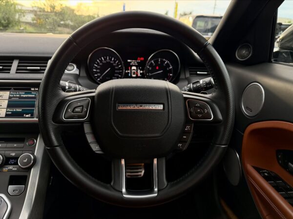 Evoque volante