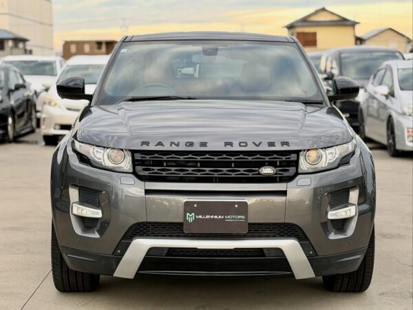 Evoque frente